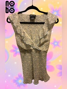 VTG 90s/Y2K NO BOUNDARIES Cream & Blue Floral Sleeveless Top/Blouse Juniors Sz L